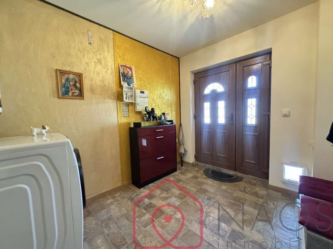 Maison de ville rénovée de 119 m²  À deux pas du centre-ville de Pontivy 212000 FAI - photo 8