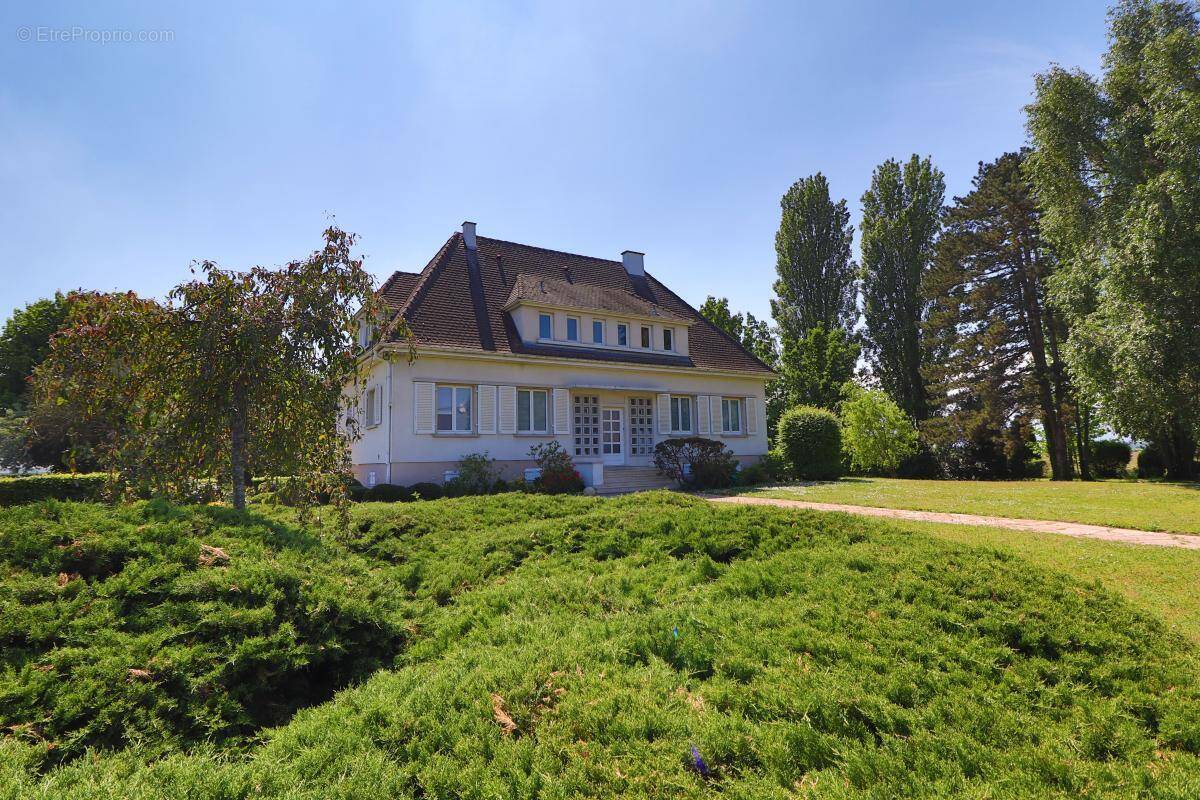 Maison à BISCHWIHR