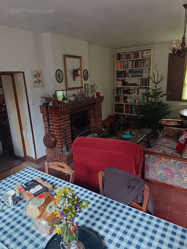 Maison à LA BAZOCHE-GOUET