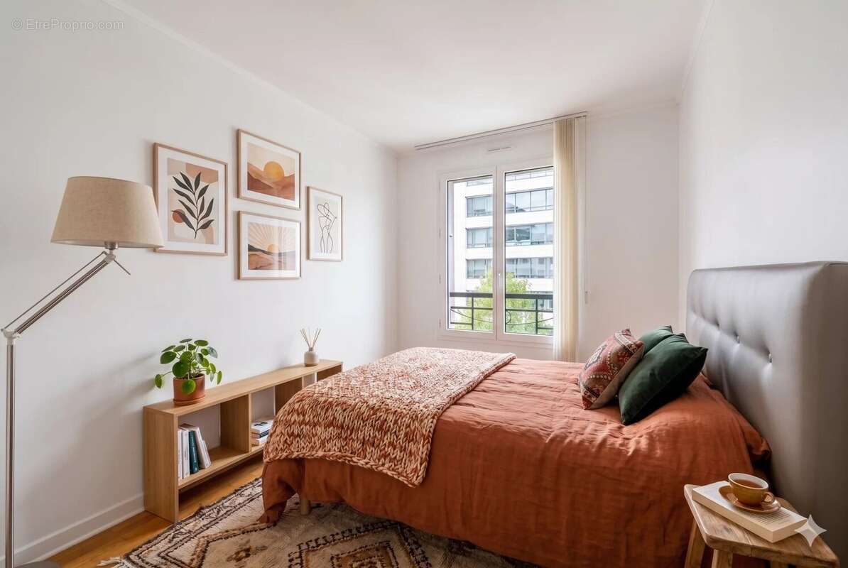 Appartement à LEVALLOIS-PERRET