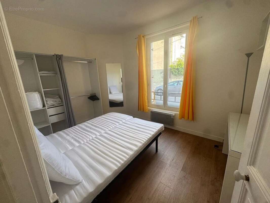 Appartement à SAINT-MAUR-DES-FOSSES
