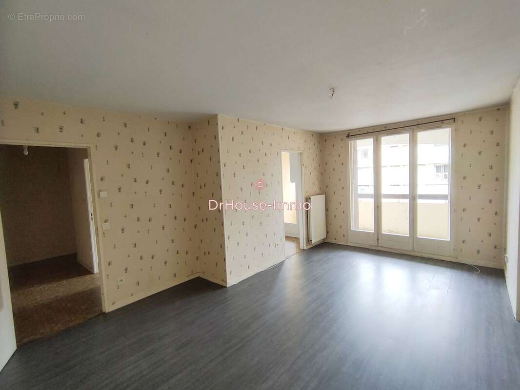 Appartement à BOURG-LES-VALENCE