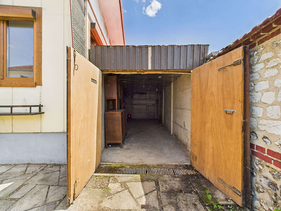 Maison à TOURVILLE-LA-RIVIERE