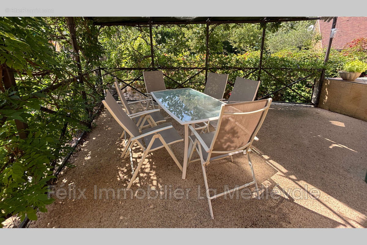 Maison à SARLAT-LA-CANEDA