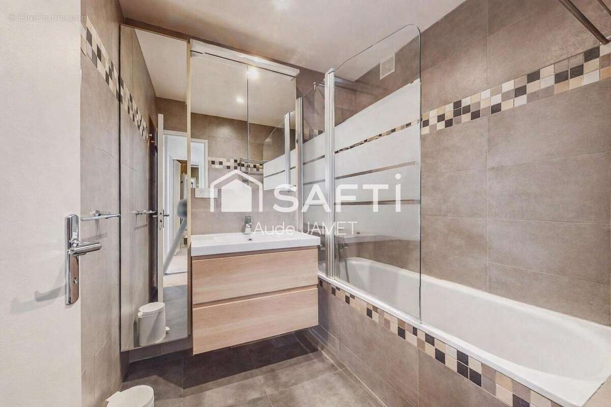 Photo 7 - Appartement à VERSAILLES
