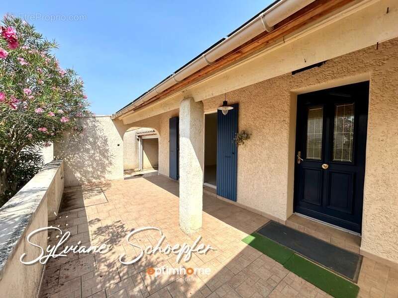 Maison à SAINT-PAUL-TROIS-CHATEAUX