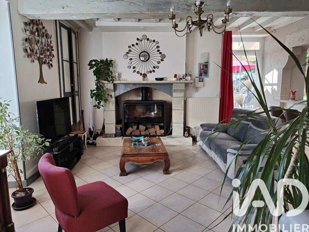 Maison 292 m² à Calignac  - photo 5