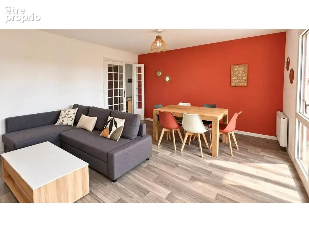Appartement à SARTROUVILLE