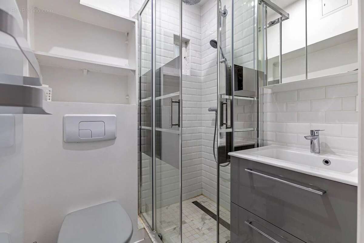 Appartement à PARIS-3E