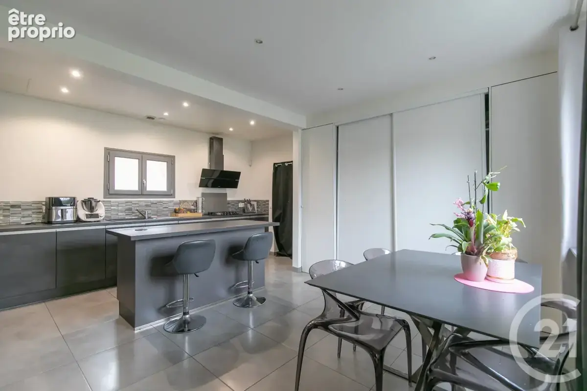 Maison 4 pièces 80 m² à vendre à Champigny-Sur-Marne (94500) - photo 7