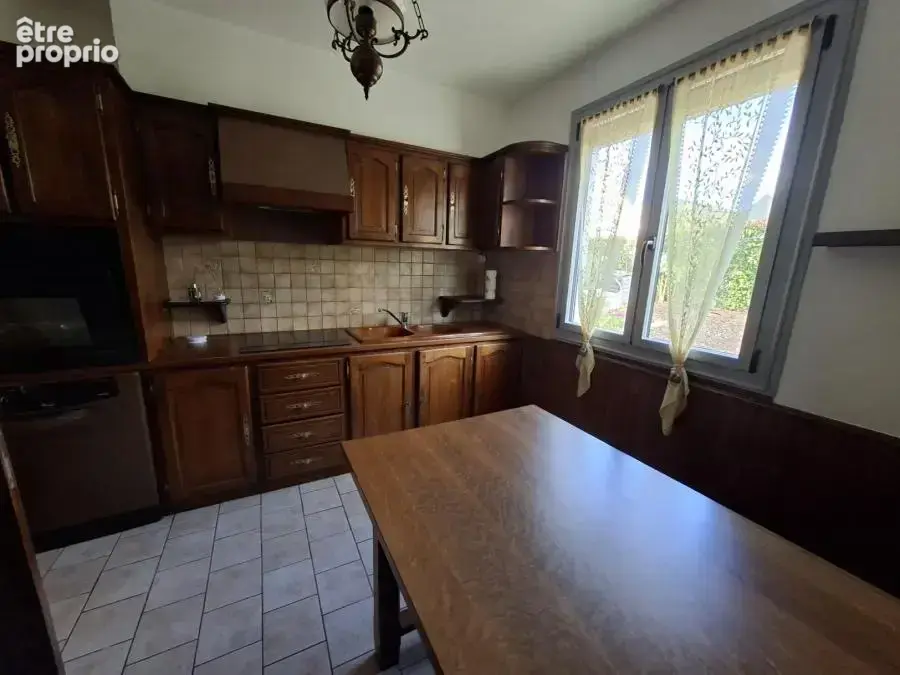 Maison 4 pièces 95 m² à vendre à Sable-Sur-Sarthe (72300) - photo 4