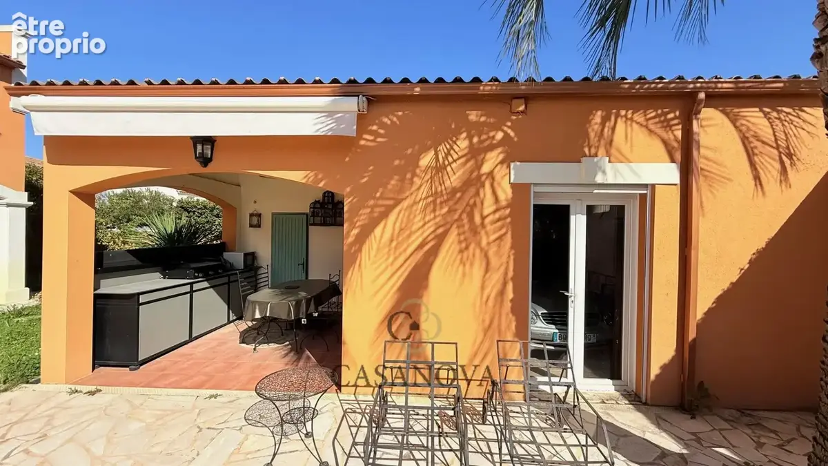 Lattes proche Montpellier - Villa rénovée avec piscine chauffée et dépendances - photo 6