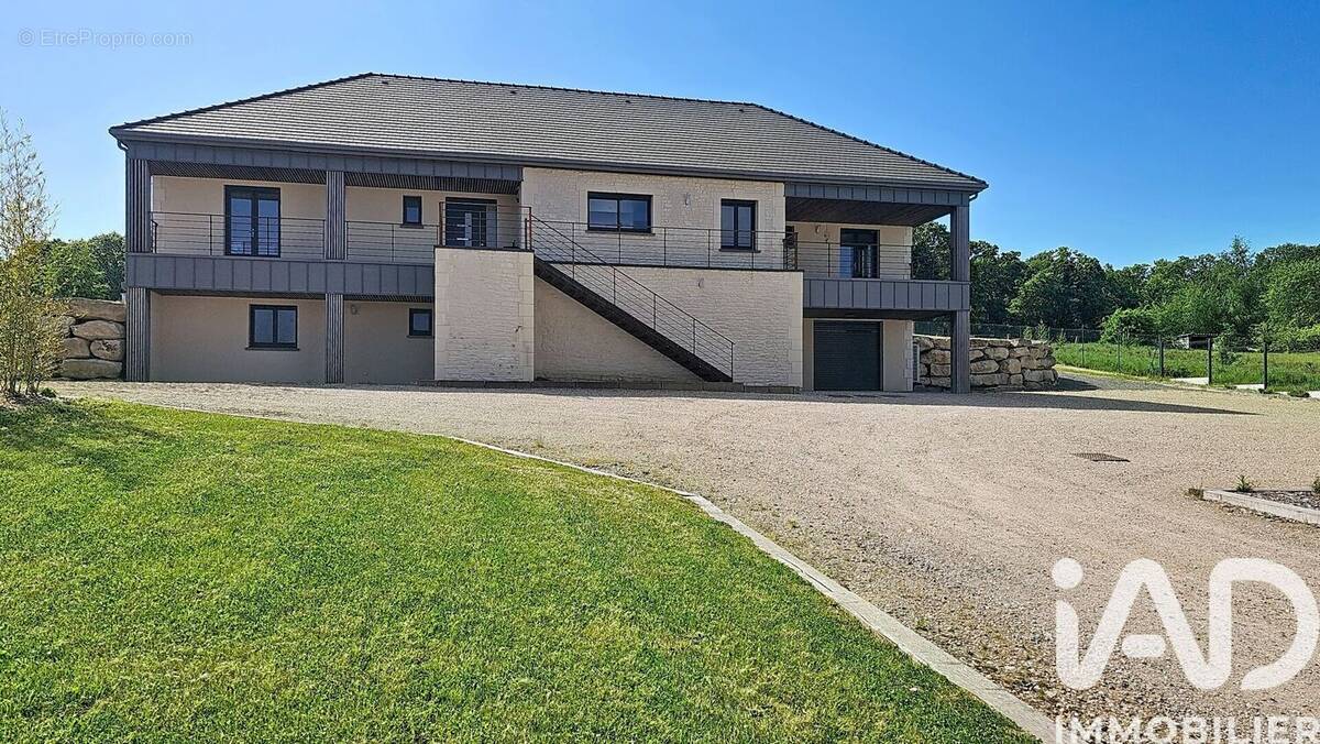 Photo 1 - Maison à SAINT-GERMER-DE-FLY