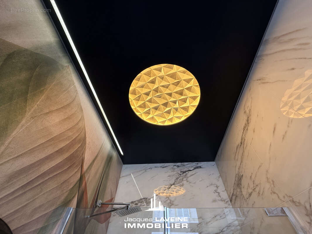 Metz-hypercentre appartement 5 pieces + garage - photo 14