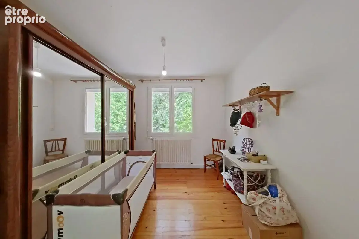 Maison familiale entièrement rénovée 4 chambres  Garage 58 m²  Terrain 350 m² - photo 6