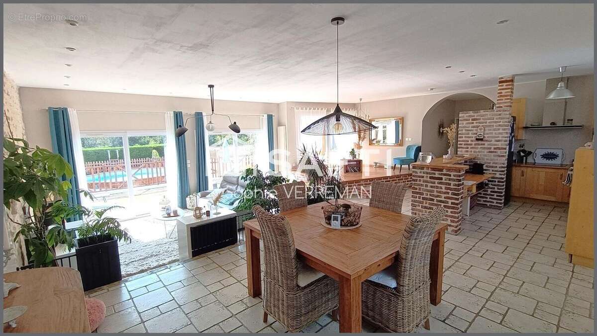 Photo 2 - Maison à VANDRIMARE