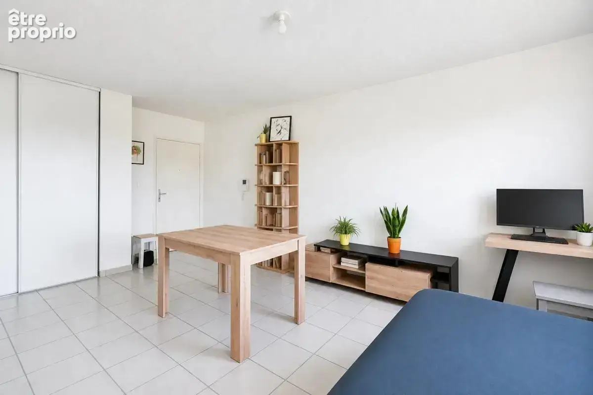 Appartement 1 pièce de 35 m² situé à Lyon 8 vendu loué - photo 5