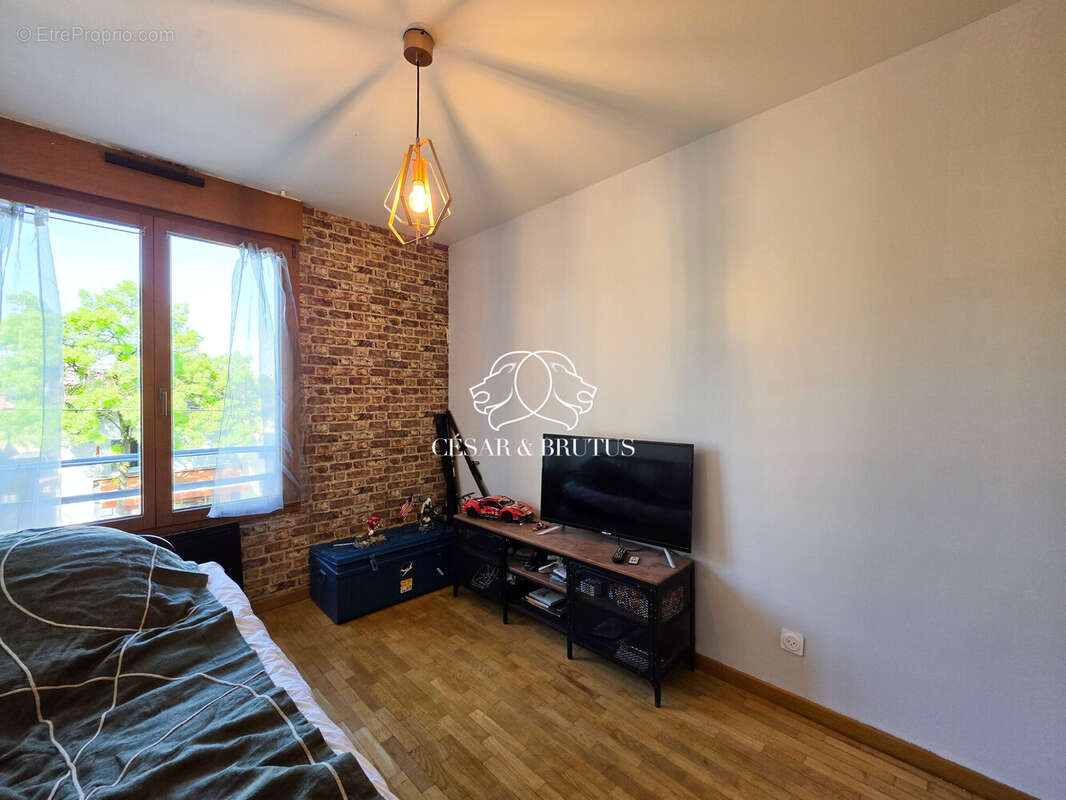 Appartement 4 pièces 96 m² à vendre à Bron (69500) - photo 6