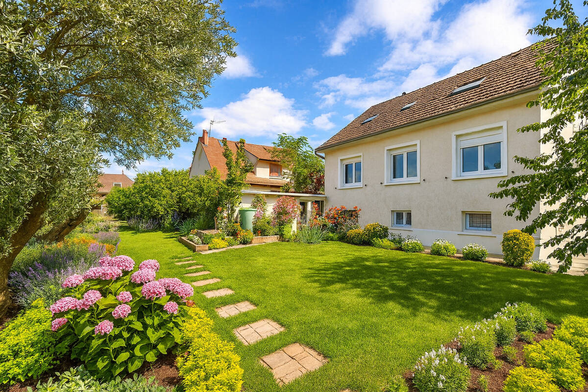 Maison à SARTROUVILLE