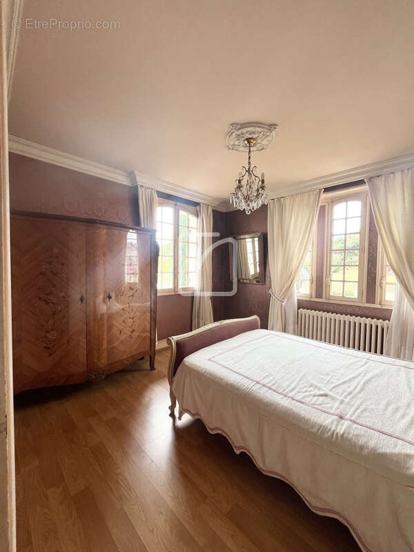 Maison Objat - 143 m2 - 6  pièces - photo 8