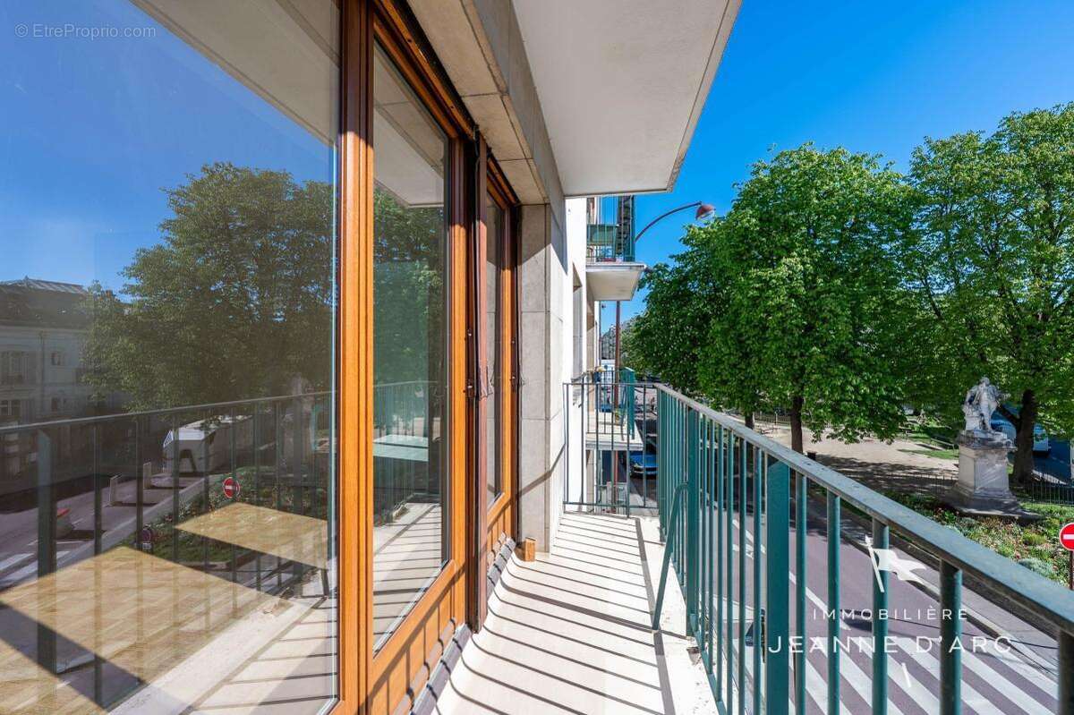 Appartement à VERSAILLES