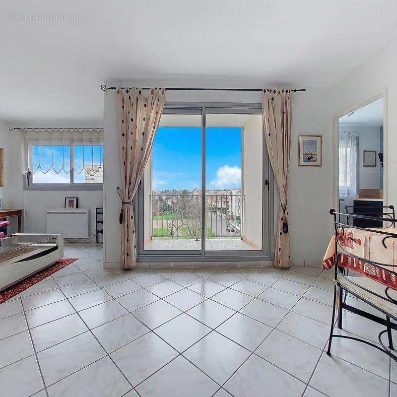 Appartement à SAINT-PRIEST