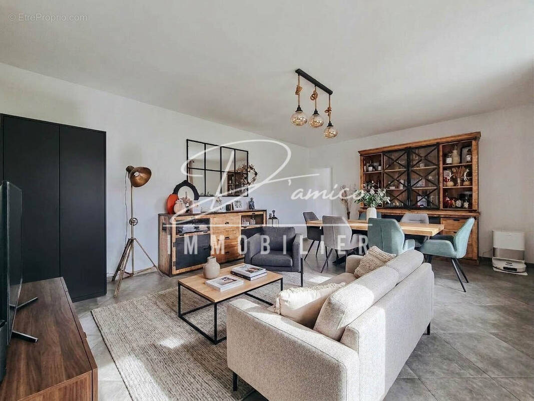 Maison à HAYNECOURT