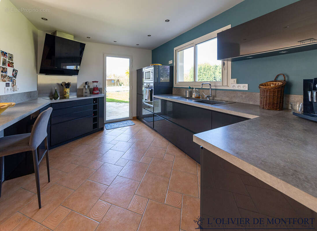 Maison à MONTFORT-L'AMAURY
