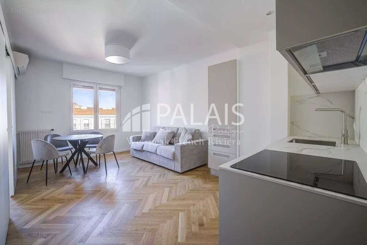 Appartement à BEAULIEU-SUR-MER