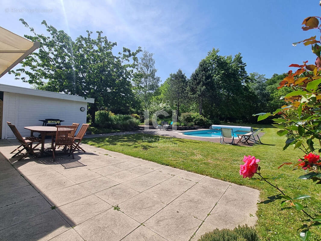 Maison contemporaine 165m² - Golf de Vigneux de bretagne - 5 chb - photo 8