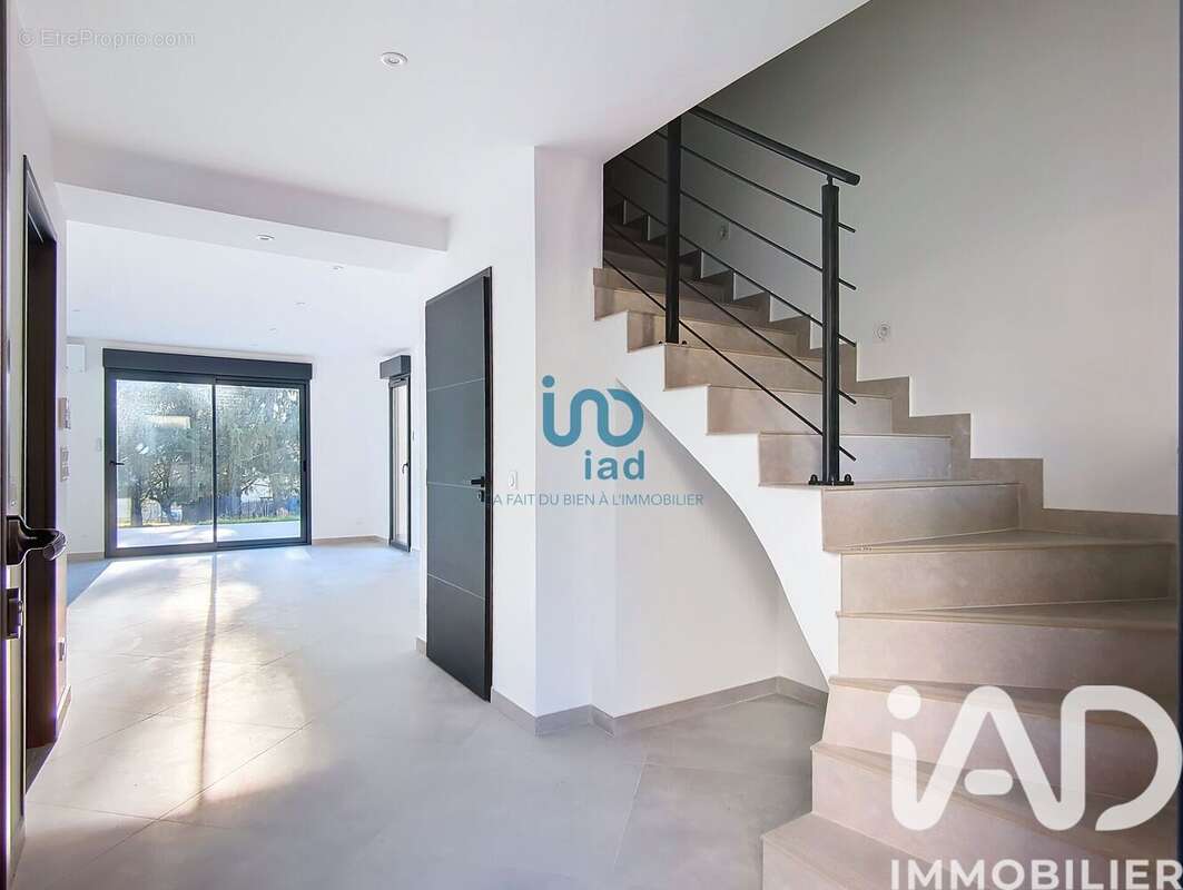 Photo 6 - Maison à FONTENAY-TRESIGNY