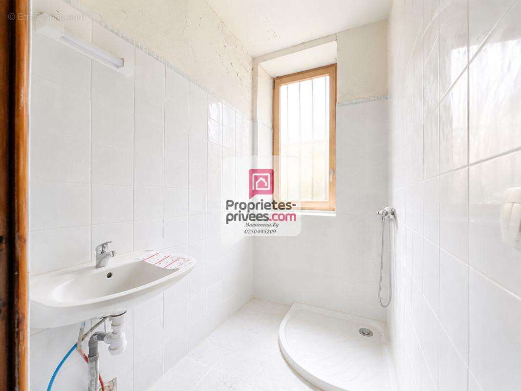 Maison de caractère à rénovée avec corps de ferme 621 m2 Coise Saint Jean Pied Gauthier - photo 5