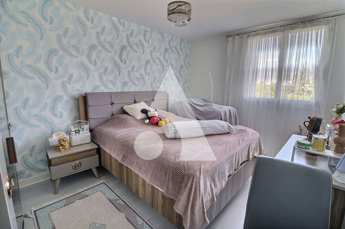 Appartement Pontoise 4 pièce(s) 87 m2 - photo 4
