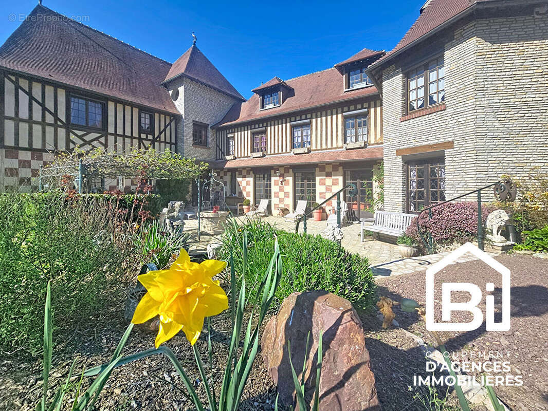 Maison à PONT-L'EVEQUE