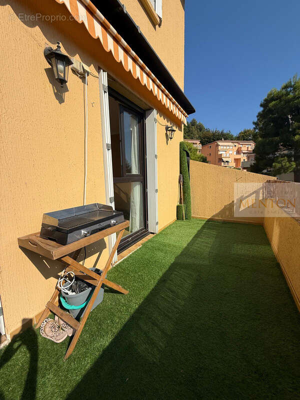 Appartement à MENTON