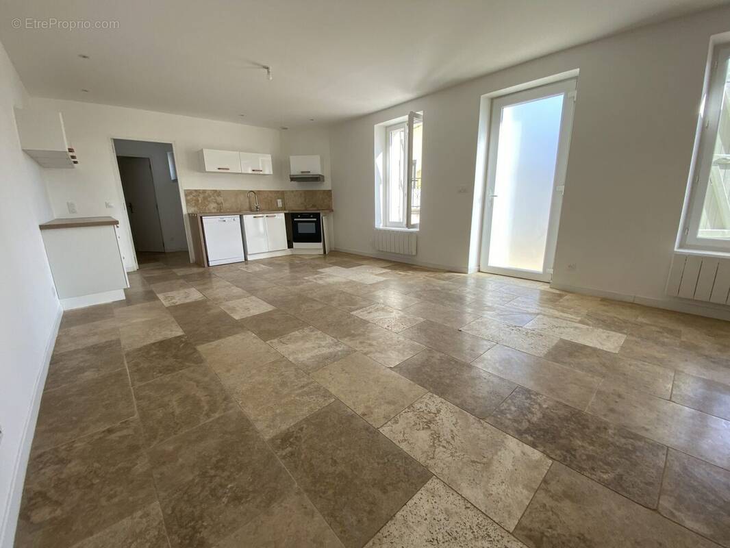 Appartement à BOURG-DE-PEAGE