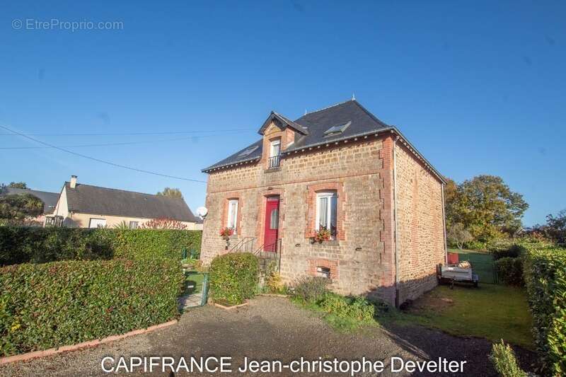 Maison à MAYENNE
