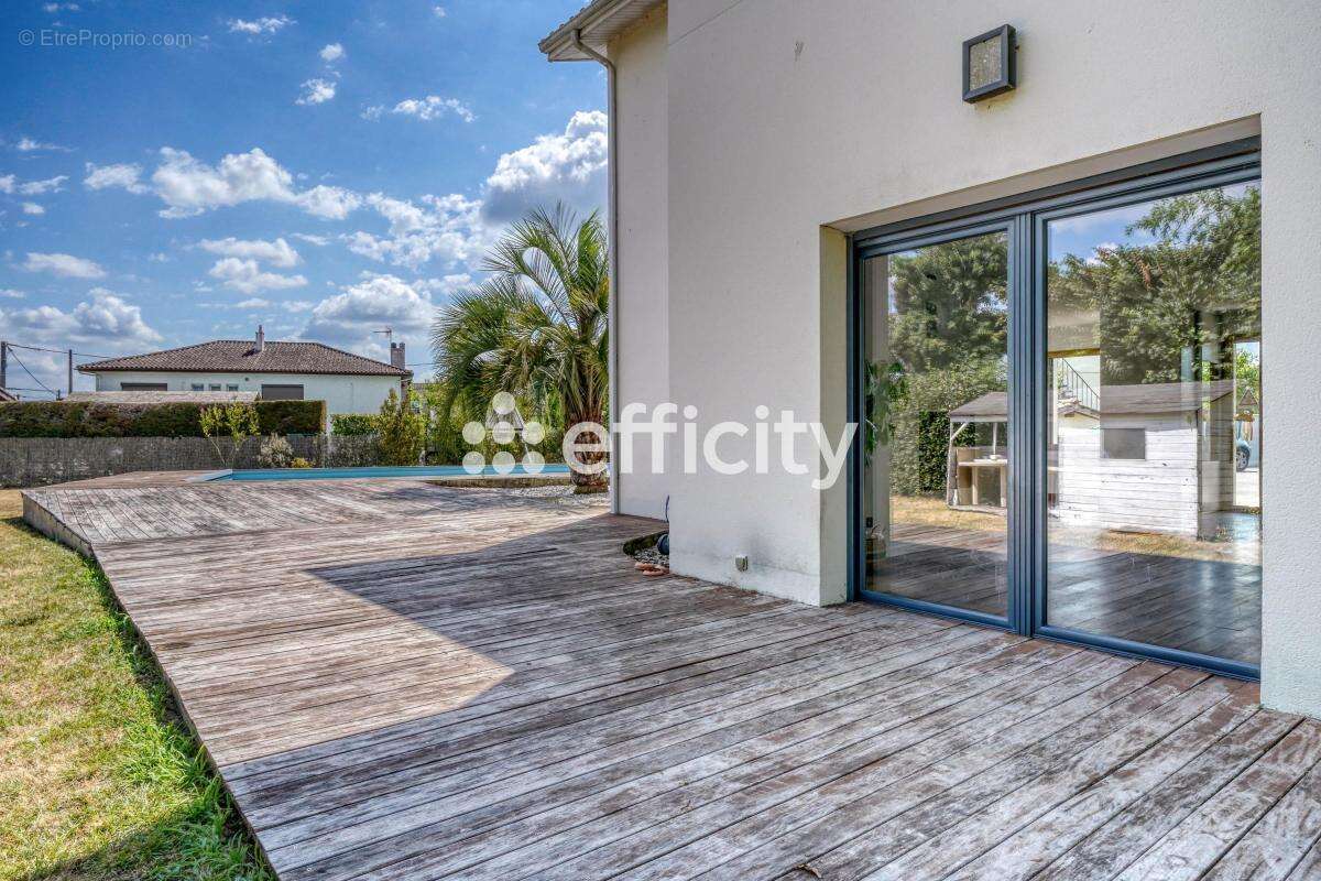 Maison 149 m² à Cadaujac  - photo 16