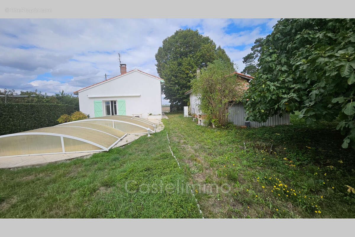Maison à CASTELSARRASIN
