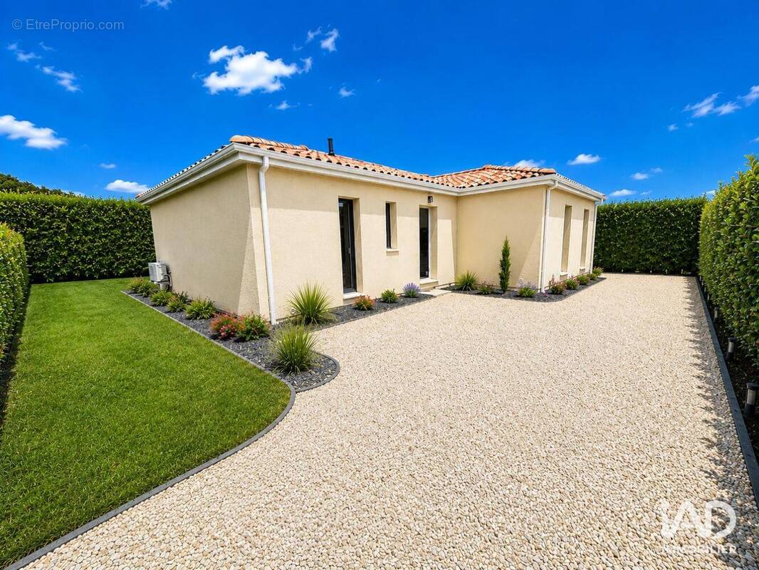 Photo 1 - Maison à ALLAN
