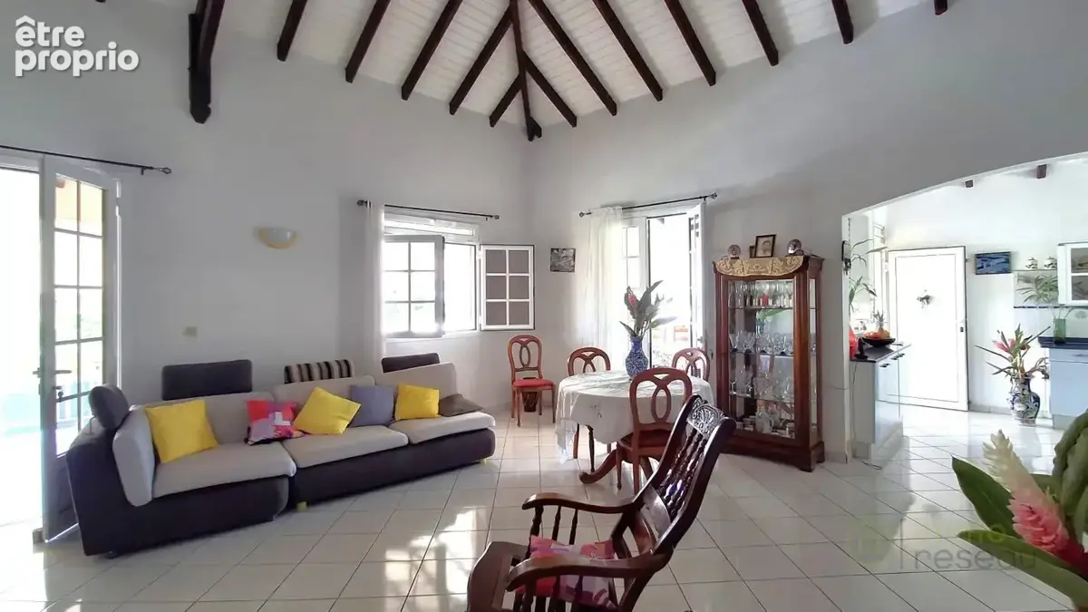Maison 8 pièces 170 m² à vendre à Goyave (97128) - photo 6