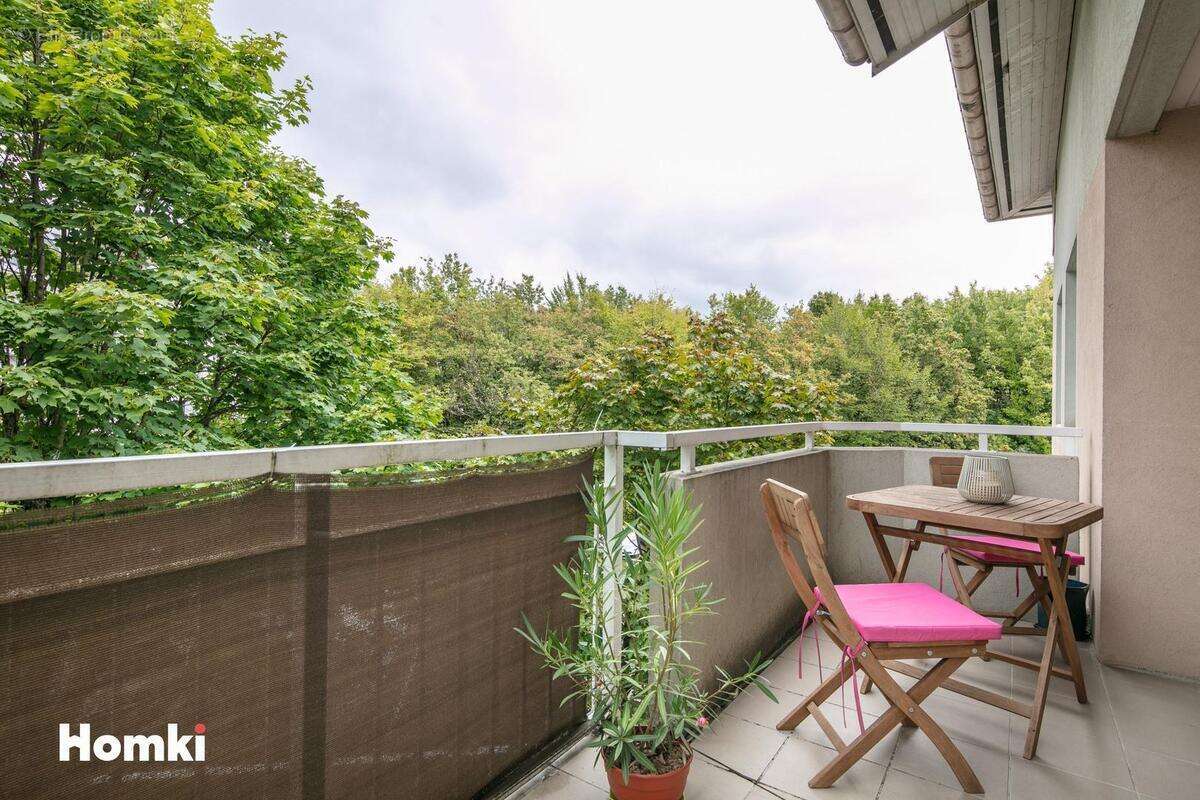 Appartement à MEYLAN