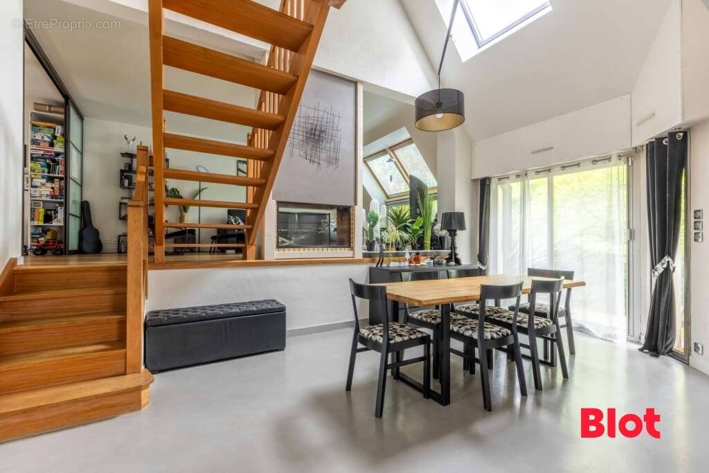 Maison à THORIGNE-FOUILLARD