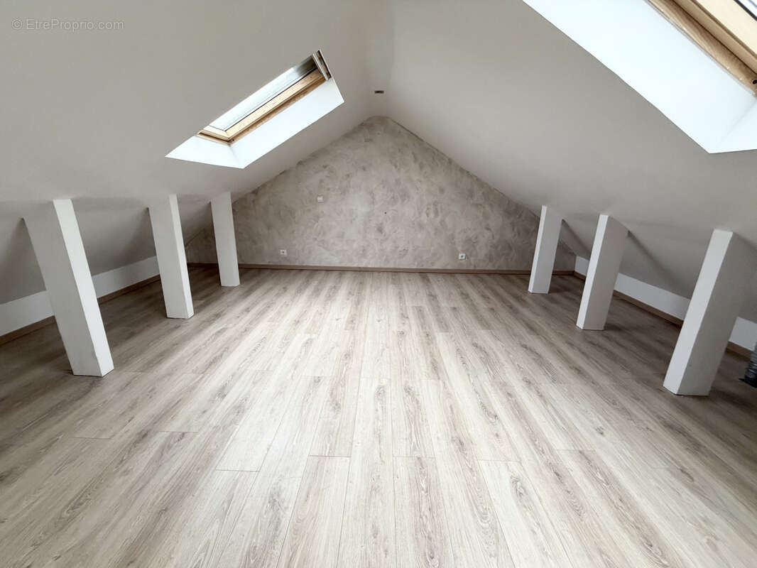 Maison à SAVIGNY-SUR-ORGE