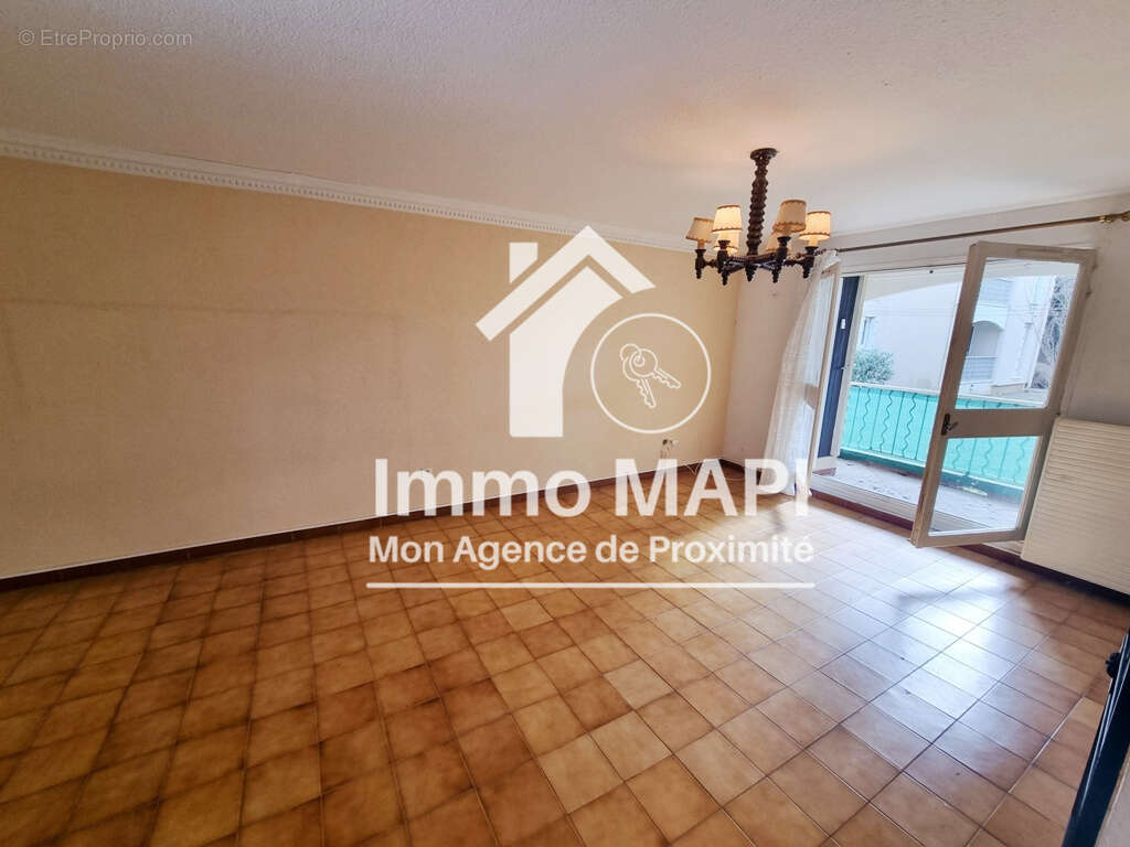 Appartement à LATTES