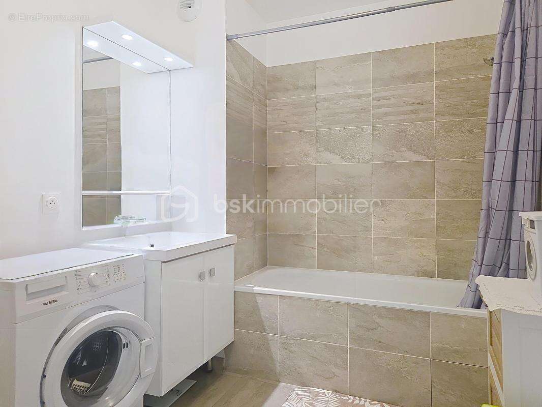 Appartement à OZOIR-LA-FERRIERE