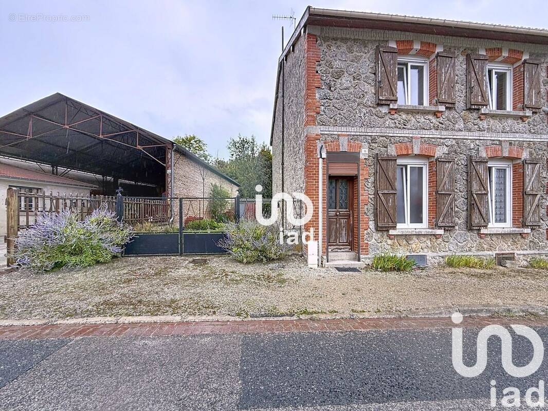 Photo 1 - Maison à AUVE