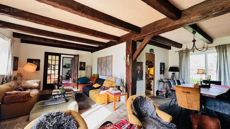 Maison à LOGONNA-DAOULAS