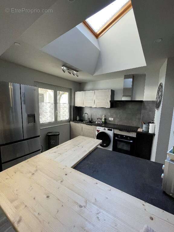 Appartement à MOULINS-ENGILBERT