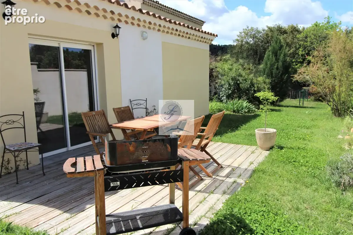 A vendre à Blauvac, spacieuse villa  avec piscine et appartement indépendant - Secteur Bedoin, Mont Ventoux. - photo 14